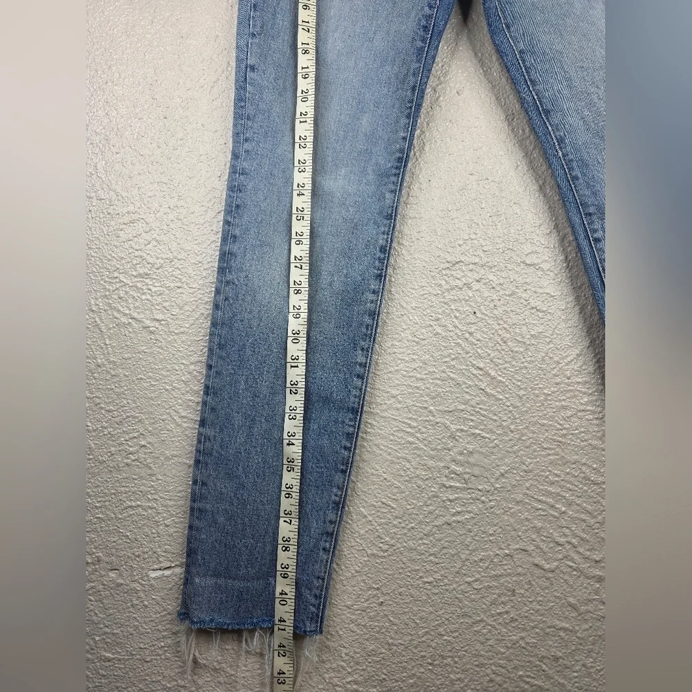 Free People We The Free Button Fly Jeans Frayed Bottom Distressed Womens Size 30